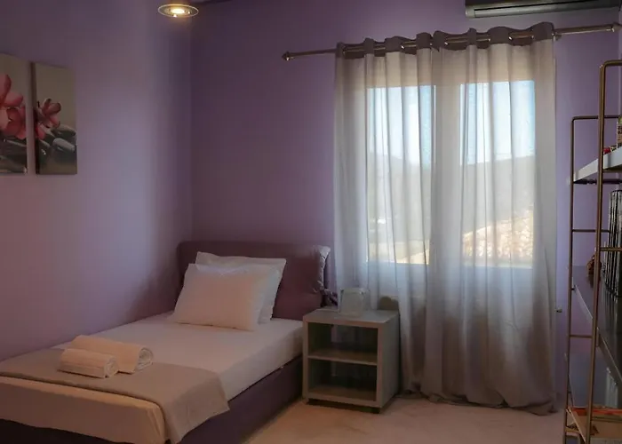 Willa Danais Luxury House