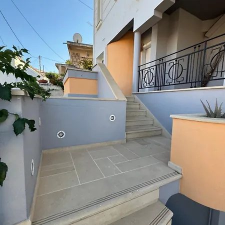 Danais Luxury House *