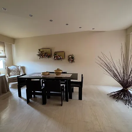 Danais Luxury House * ארמיוני