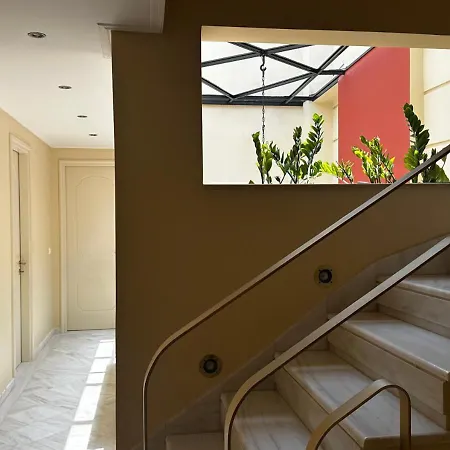 Danais Luxury House