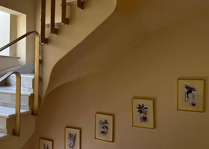 Danais Luxury House *